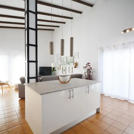 Vila Beautiful Spacious With Private Heated Pool In *