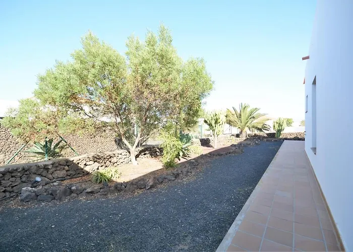 Beautiful Spacious With Private Heated Pool In *