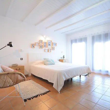 빌라 Beautiful Spacious With Private Heated Pool In 라하레스