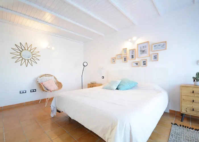 빌라 Beautiful Spacious With Private Heated Pool In 라하레스